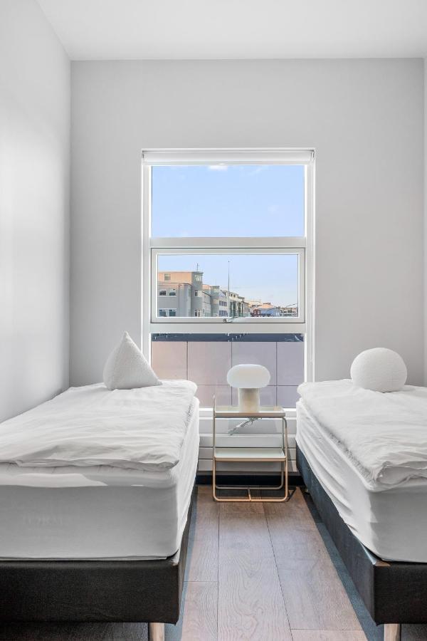 Harbour Lux 3br & 2ba In The Heart Of The With Free Parking Lejlighed Reykjavík